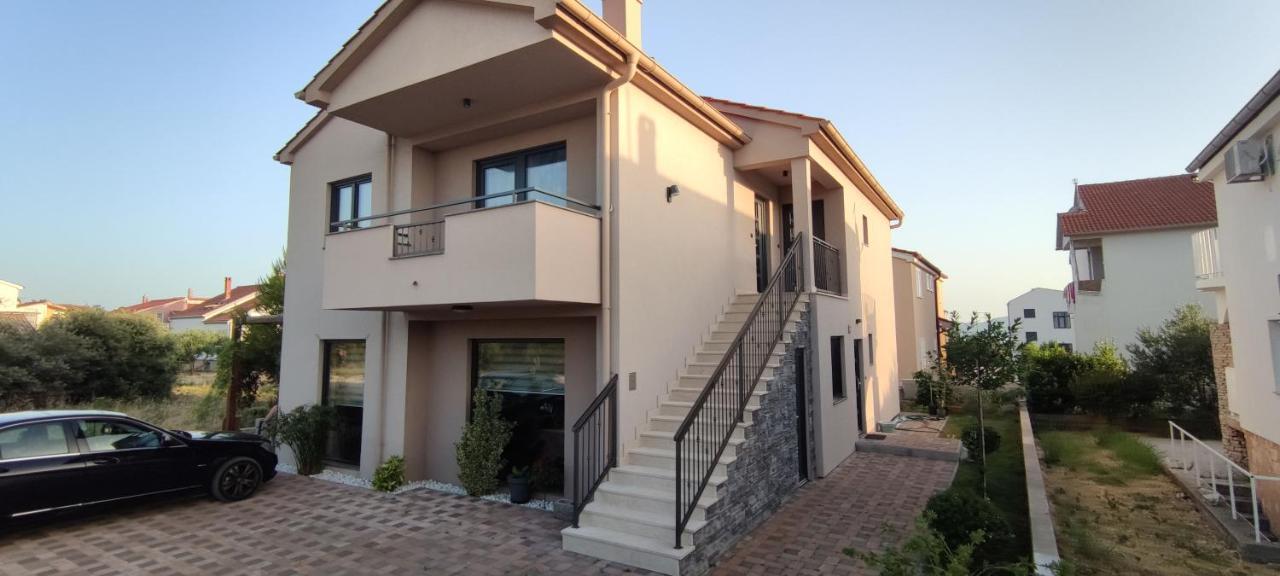 Spacious Modern Apartment Biograd Na Moru Exterior foto
